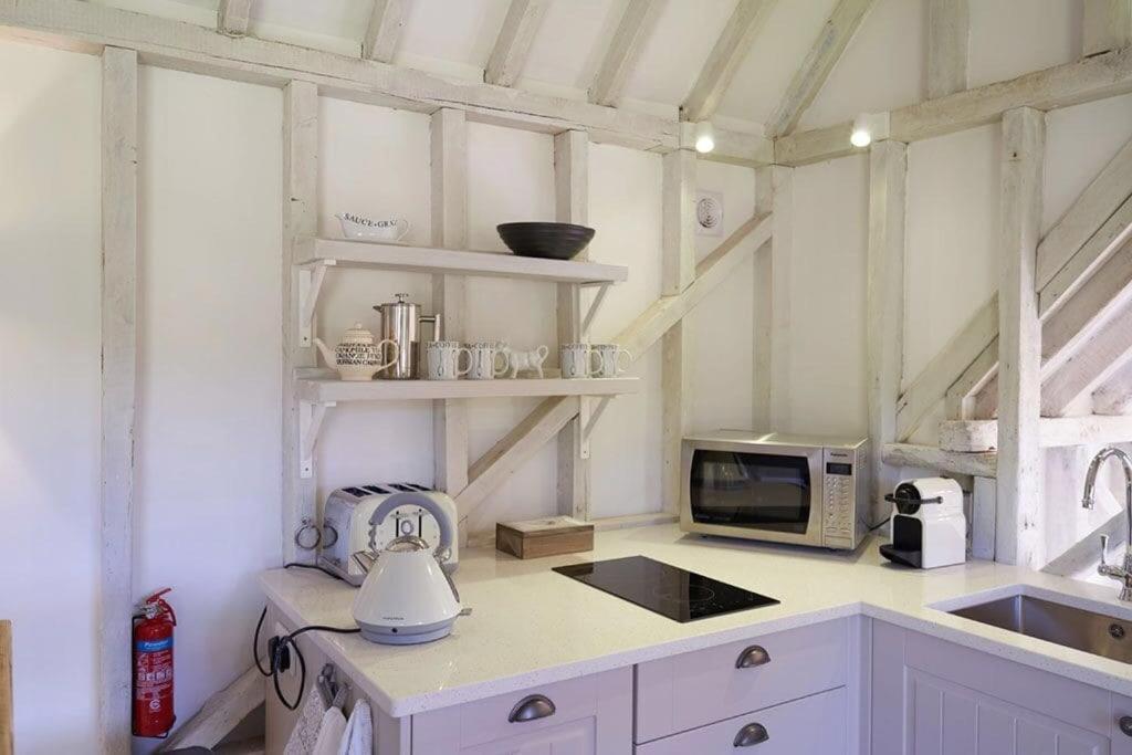 The Cowshed, Tunbridge Wells Villa Buitenkant foto